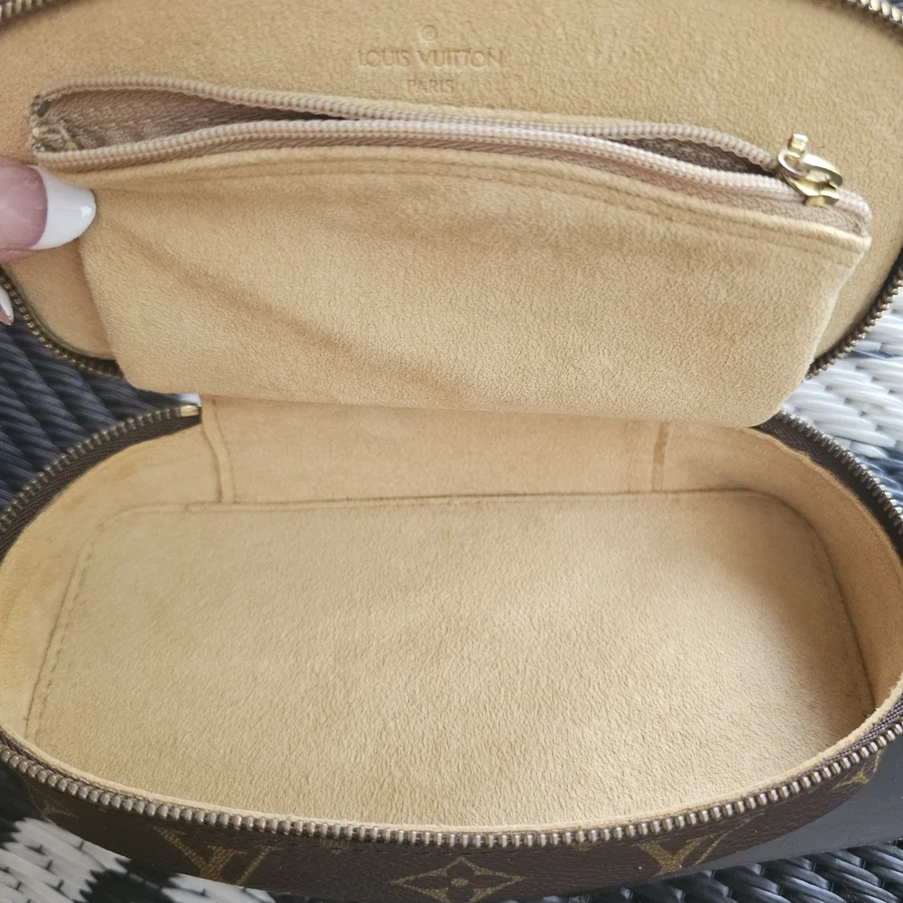 SOLD - Picture 2 of 6